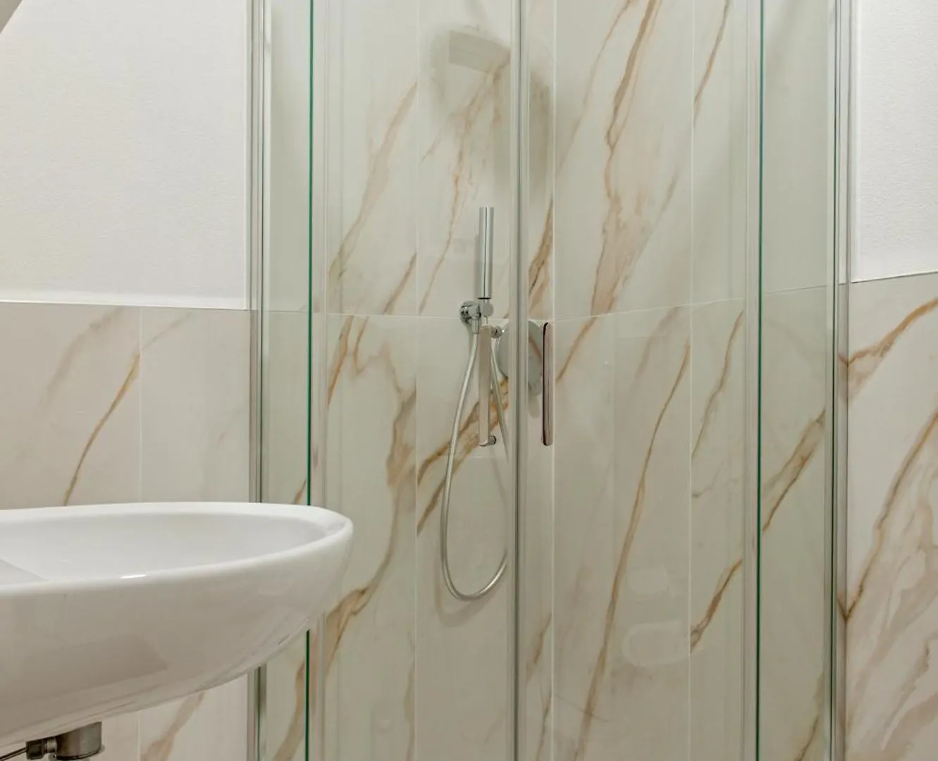 Seaside Loft - 3 Camere,2 Bagni A 300 Mt Dal Mare Marina di Massa Apartment